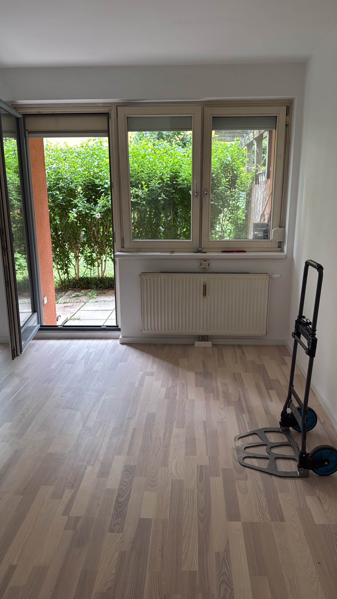 2-Zimmer-Wohnung mit großem Eigengarten in Breitensee