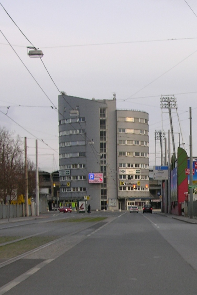 Stadionturm, Liebenau