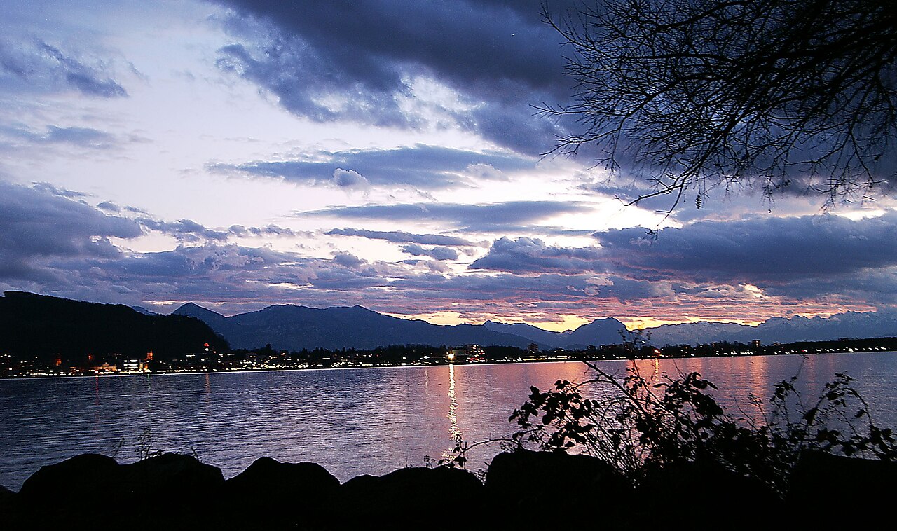 LochauSkylineB