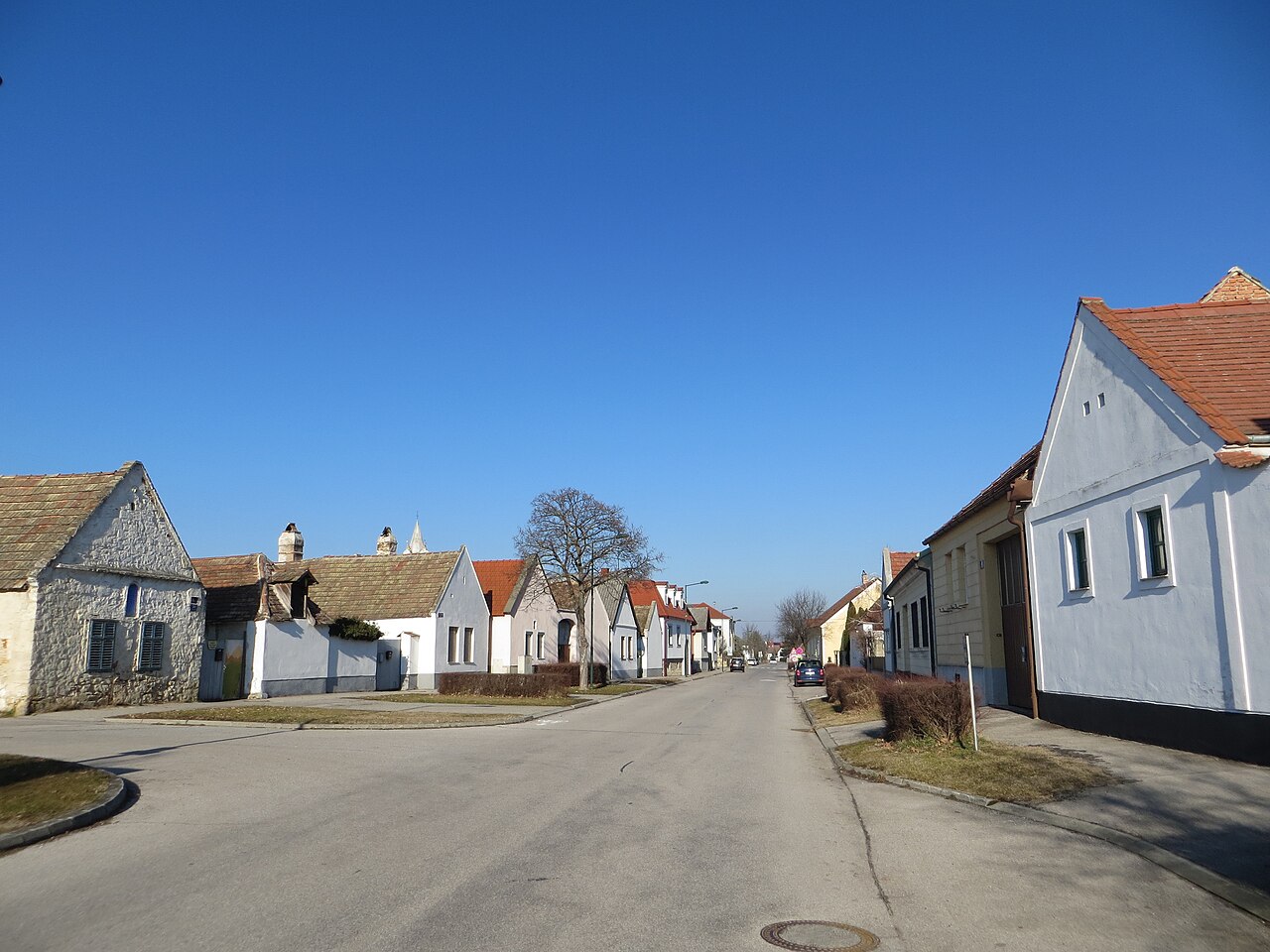 Oslip Haupstraße