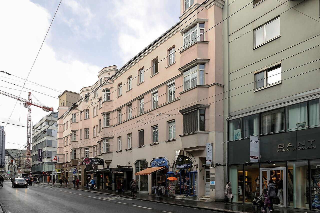 Linz Karmelitenbau Mozartstraße, Innere Stadt