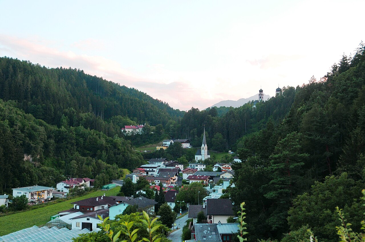 Ampass dorf