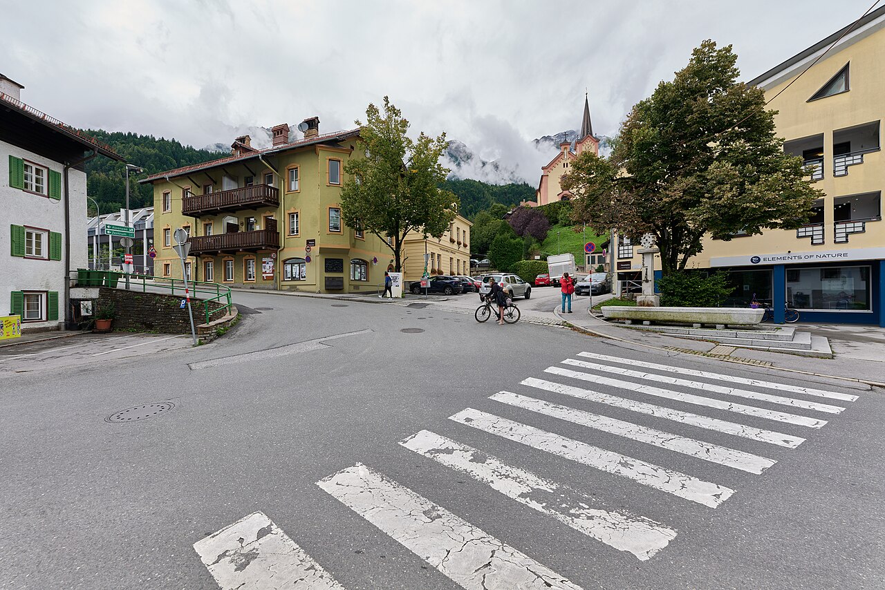 Hauptplatz Innsbruck Mühlau