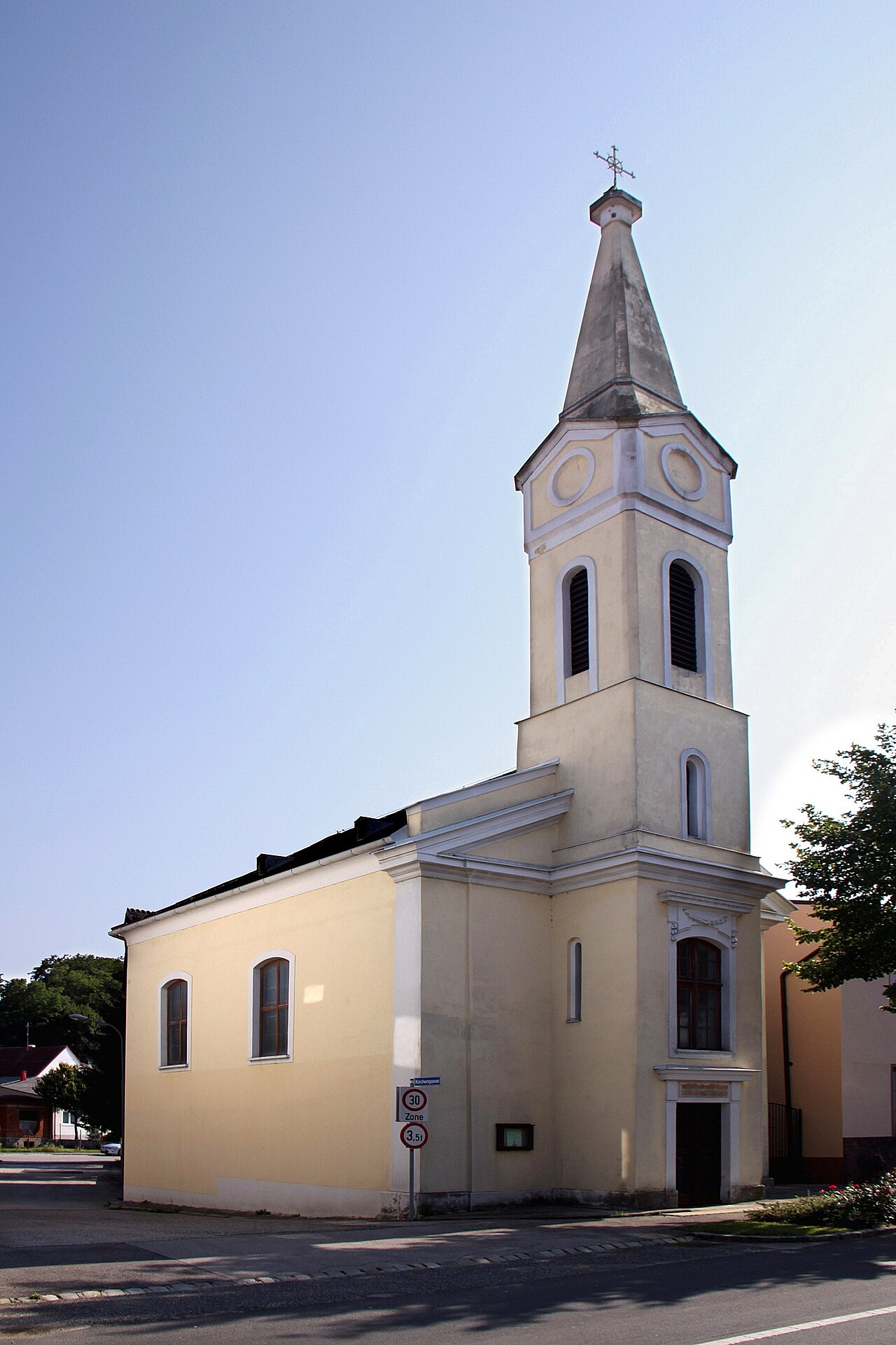 Loipersbach im Burgenland Pfarrkirche hll. Petrus und Paulus
