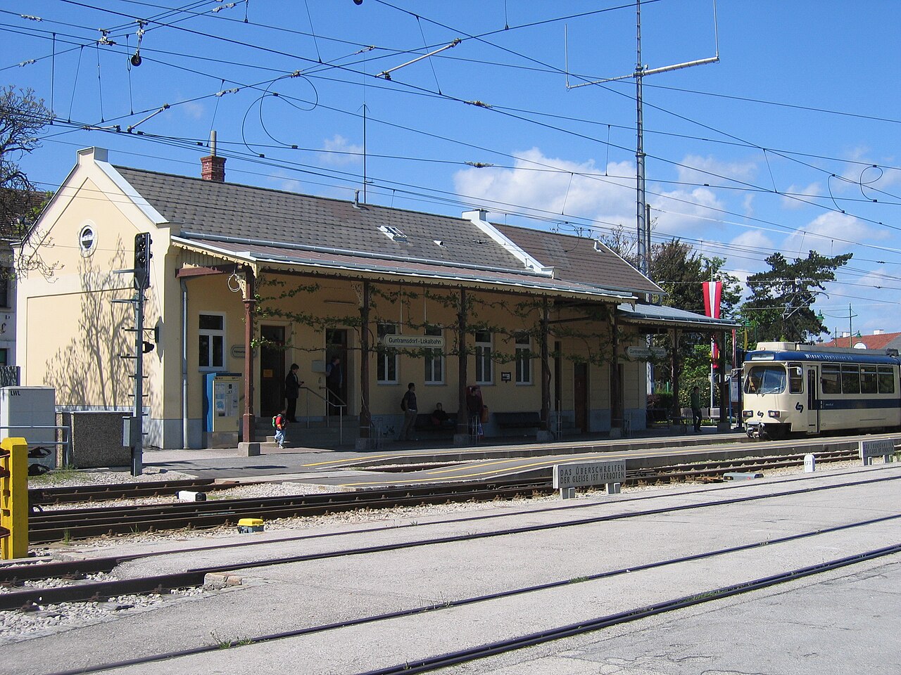 Guntramsdorf Bahnhof Lokalbahn