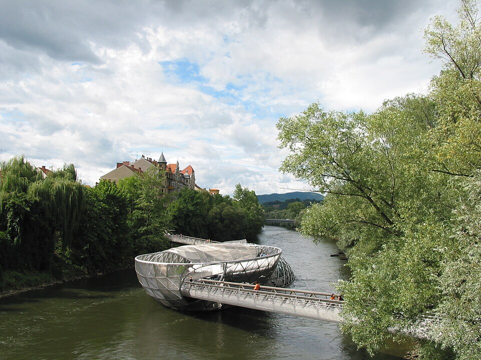 Murinsel graz summer