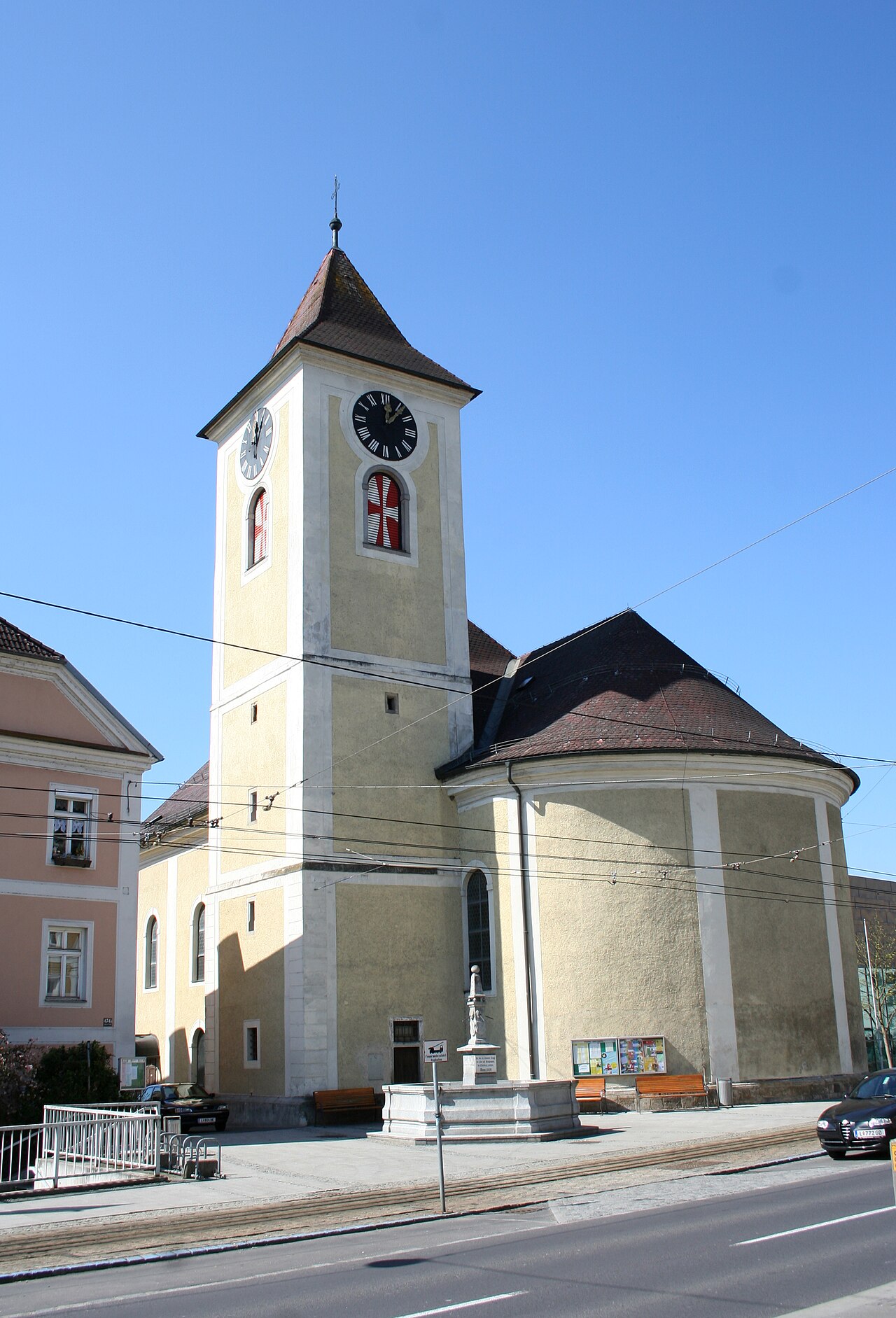 Linz Ebelsberg Kath. Pfarrkirche hl. Johannes der Täufer