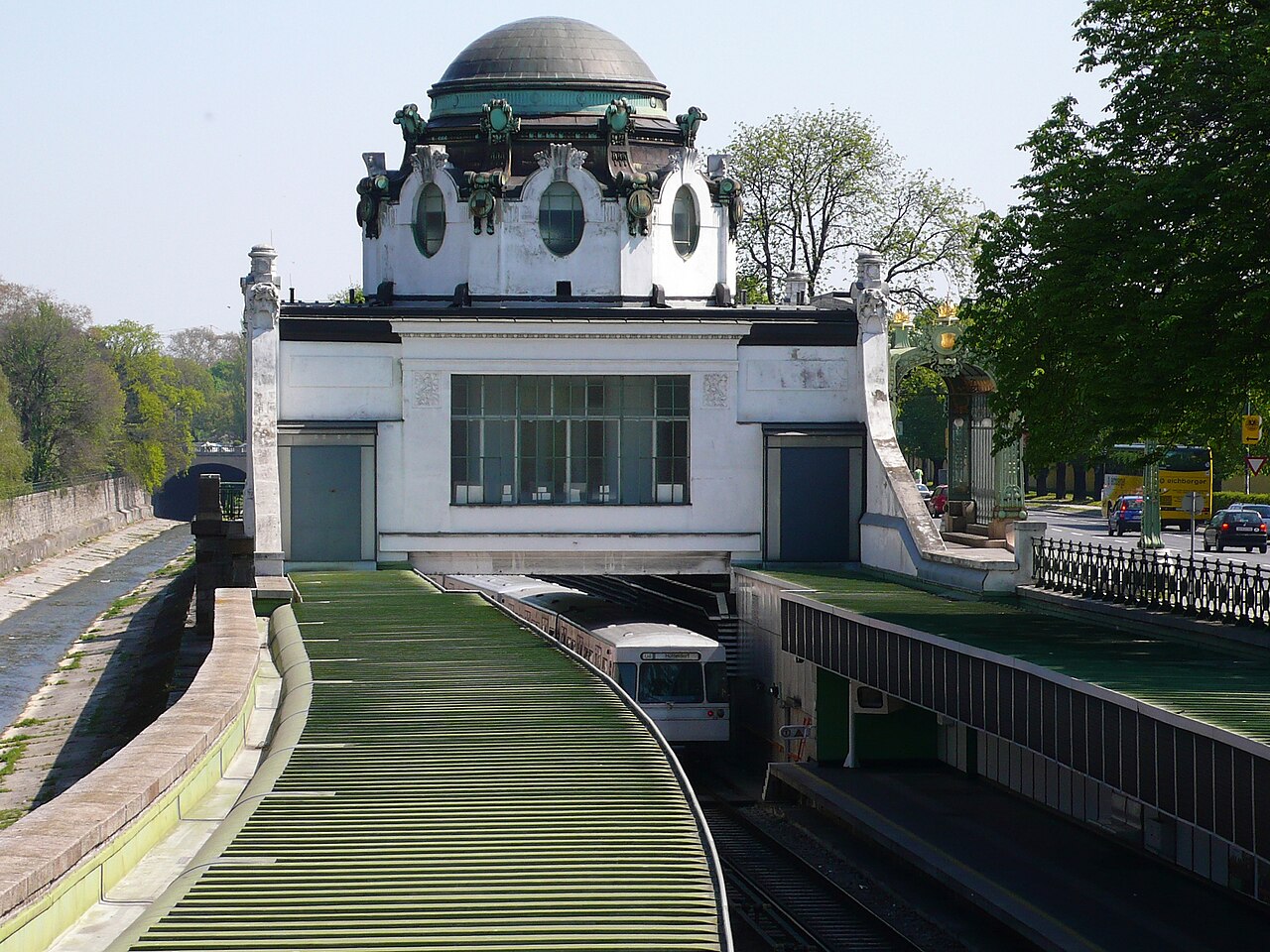 Hofpavillon Hietzing Otto Wagner2