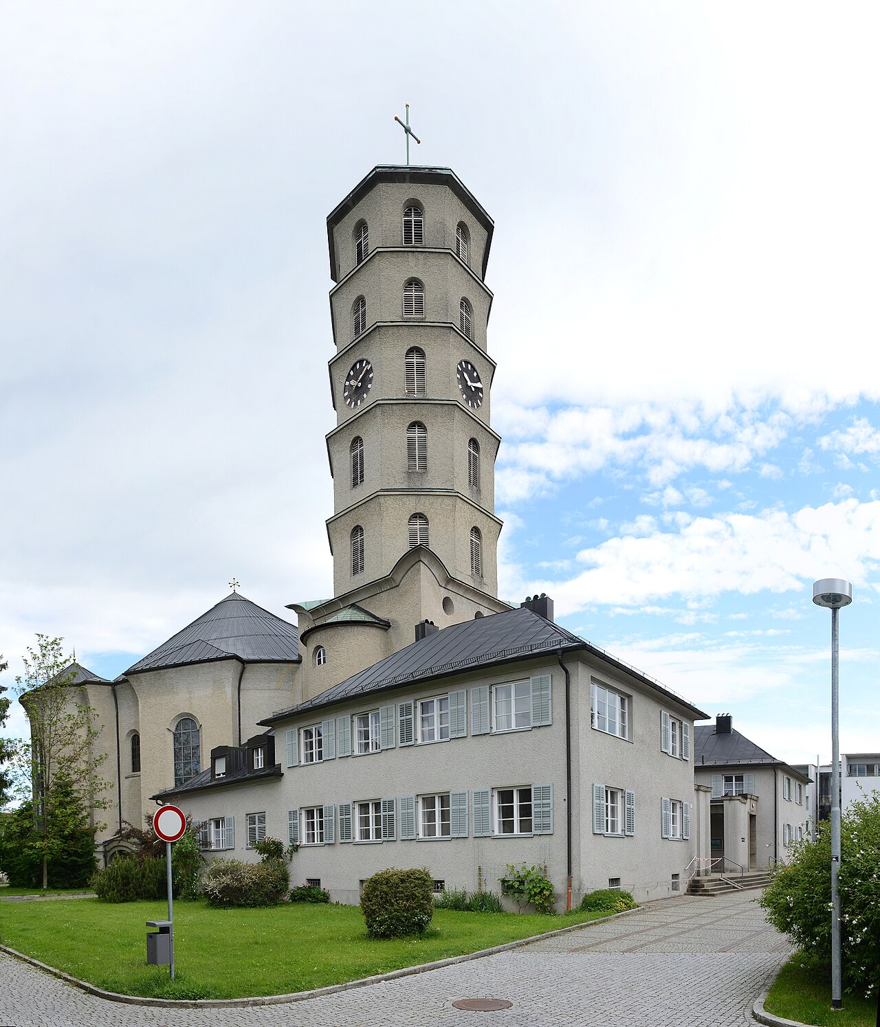 Mariahilfstraße, Heldendankkirche Bregenz, Vorkloster