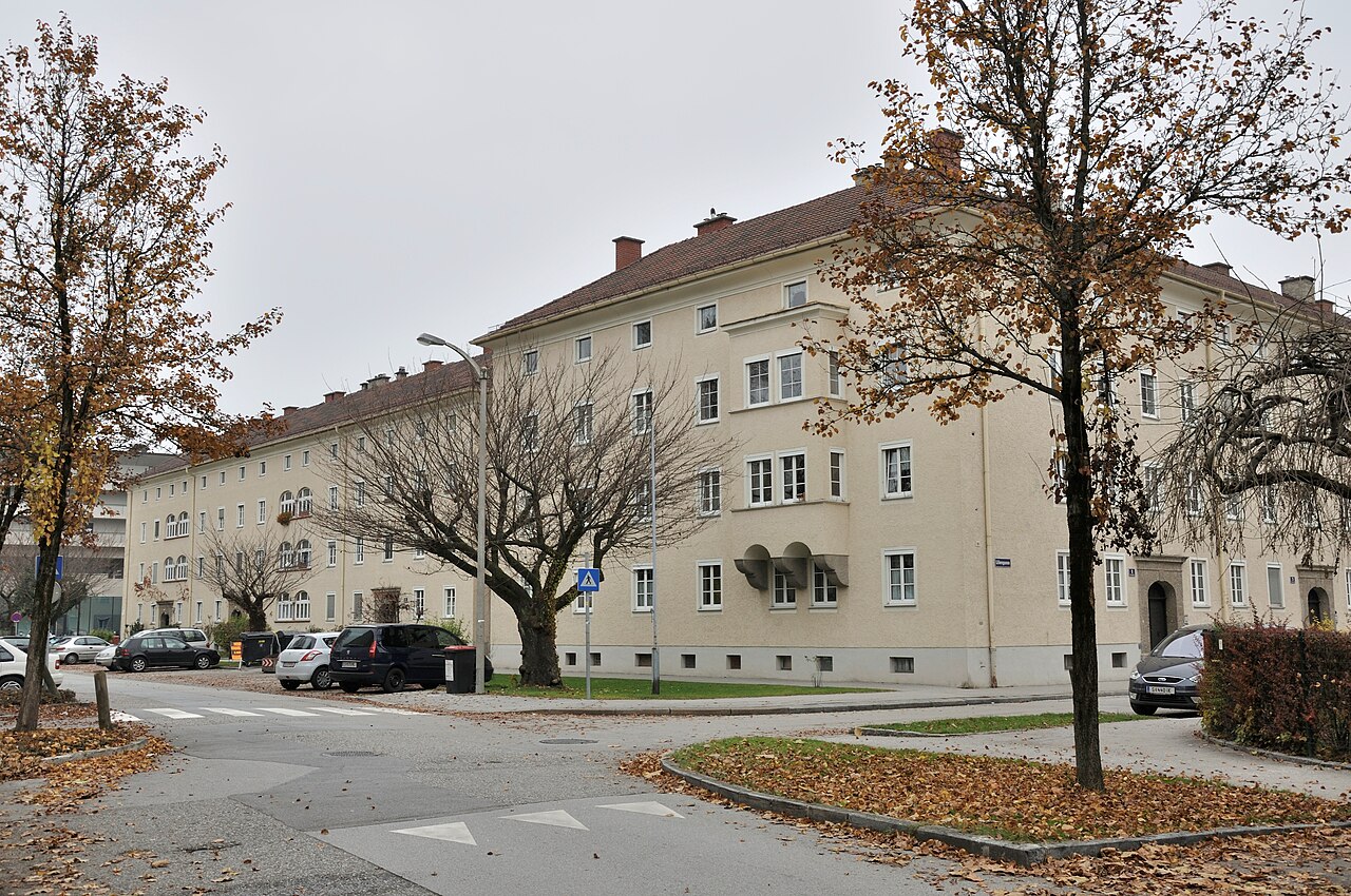 Salzburg Rosengasse Wohnhaus, Lehen
