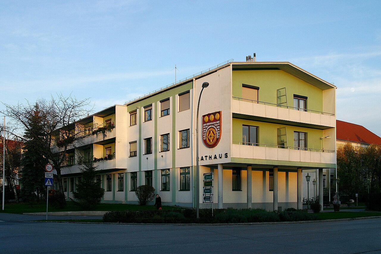 Neudoefl Rathaus, Neudörfl