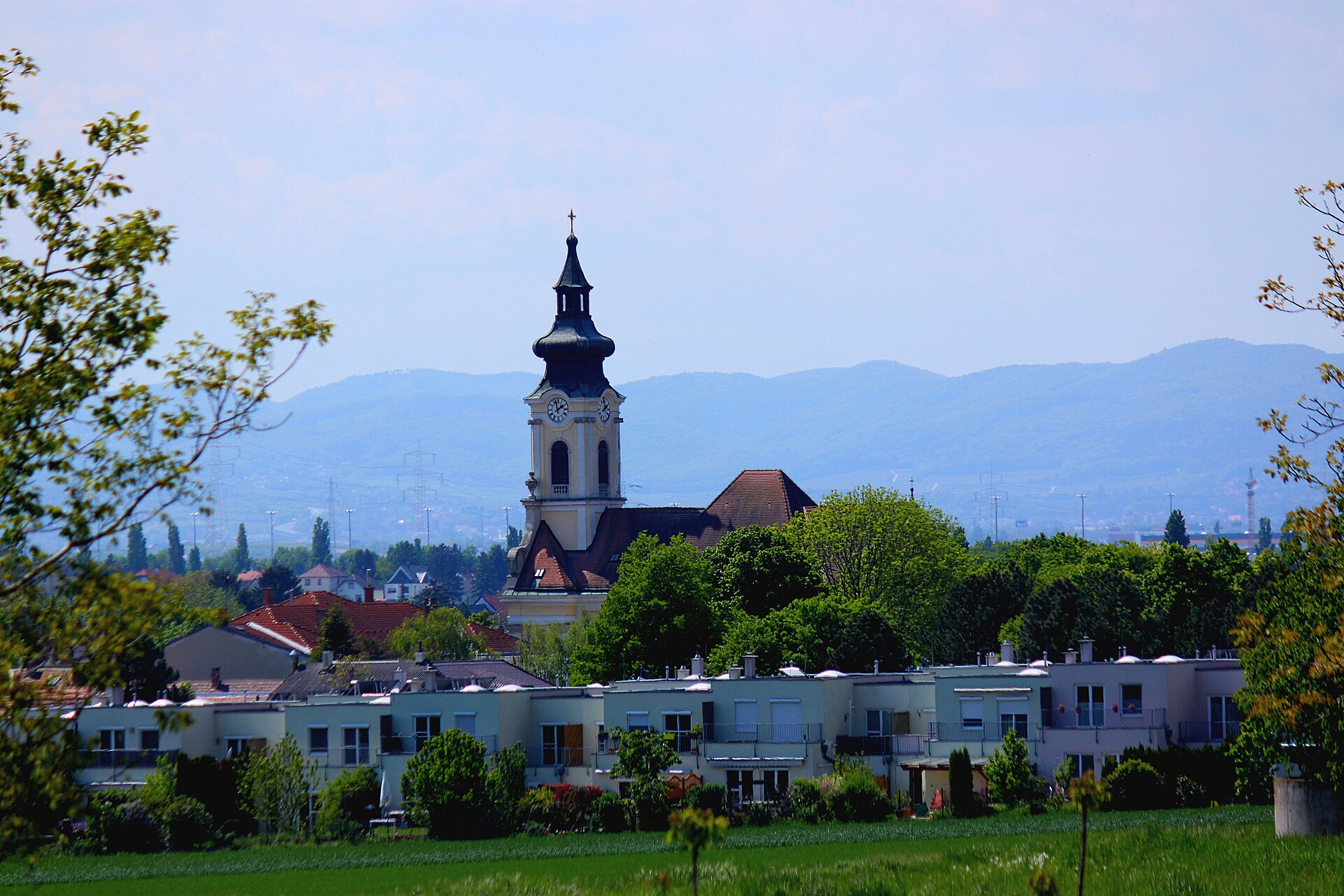 Oberlaa Kirche