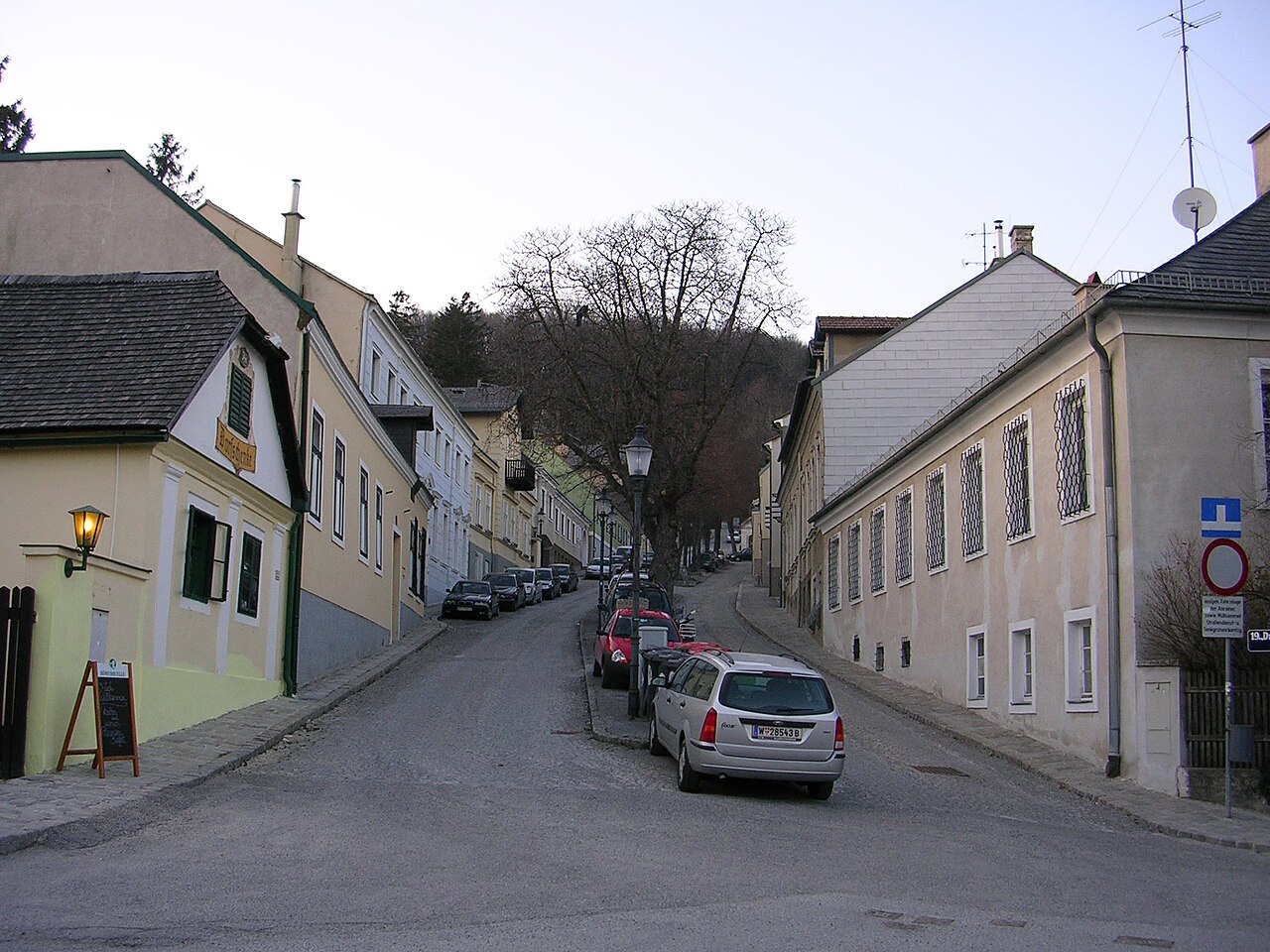 Salmannsdorf Dreimarksteingasse, Döbling