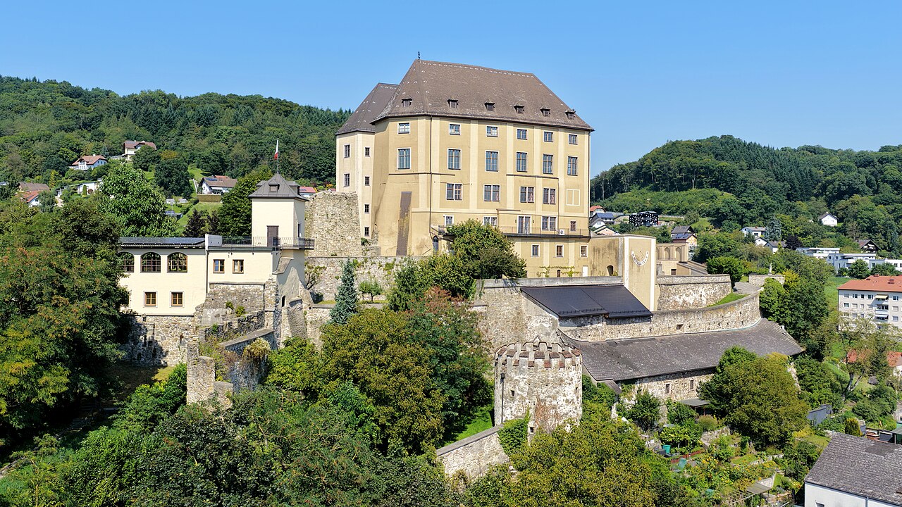 Steyregg Schloss