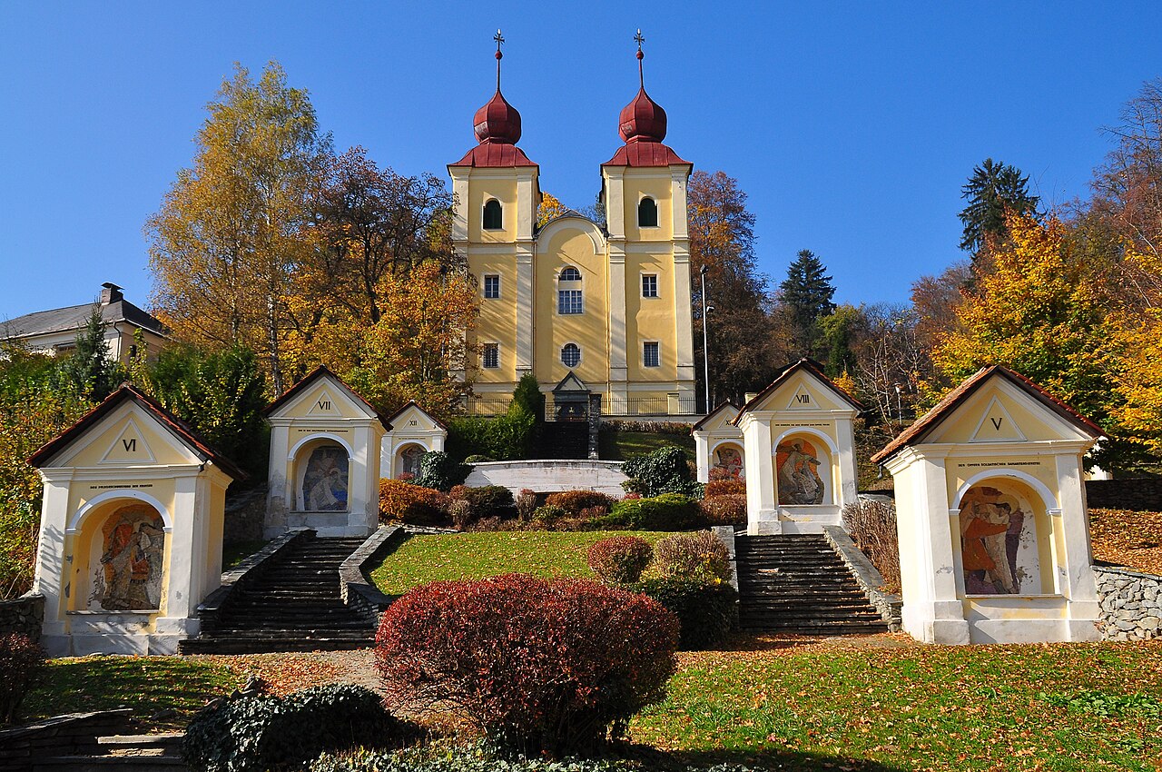 Klagenfurt Kreuzbergl Landesgedaechtnisstaette und Kirche, Villacher Vorstadt