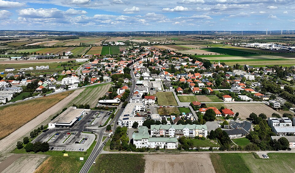 Gerasdorf bei Wien Ortsansicht, Niederösterreich
