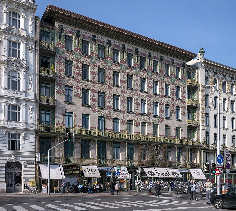Majolikahaus gesamt, Wien