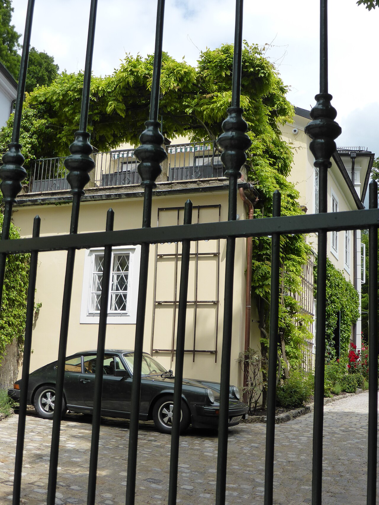 Pausingerstraße, Altstadt