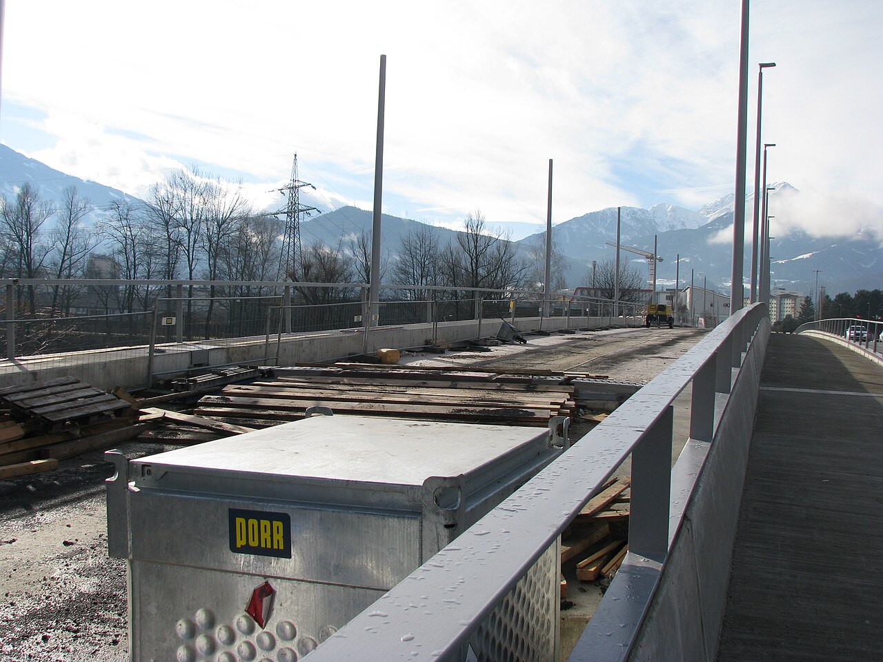 Grenobler Bruecke, Gewerbegebiet Mühlau / Arzl