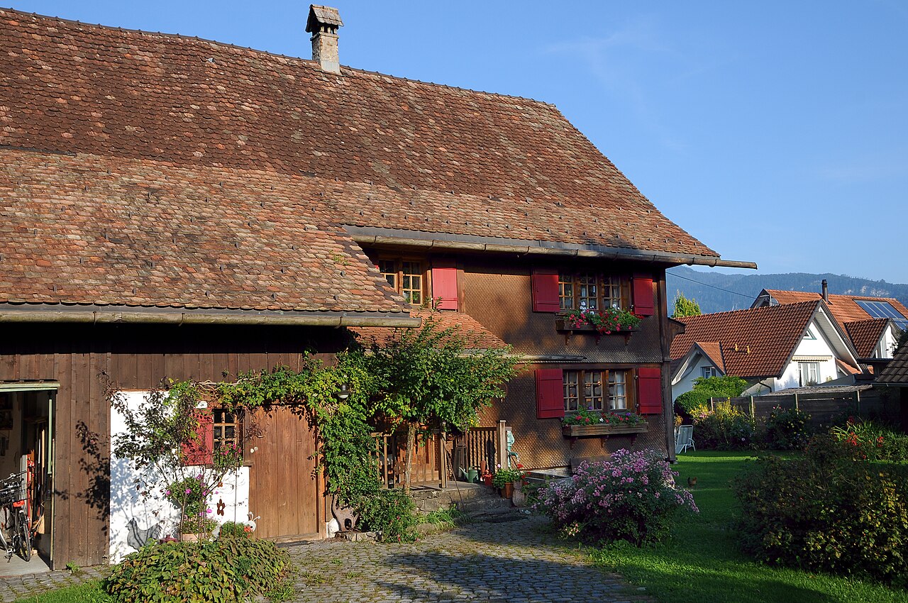 Reichshofstraße, Mäder