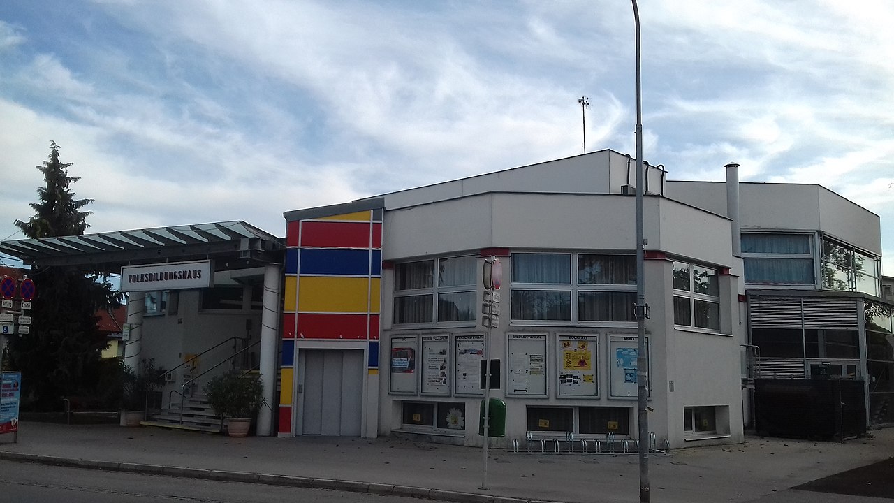Volksbildungsheimoberlisse, Gerasdorf bei Wien