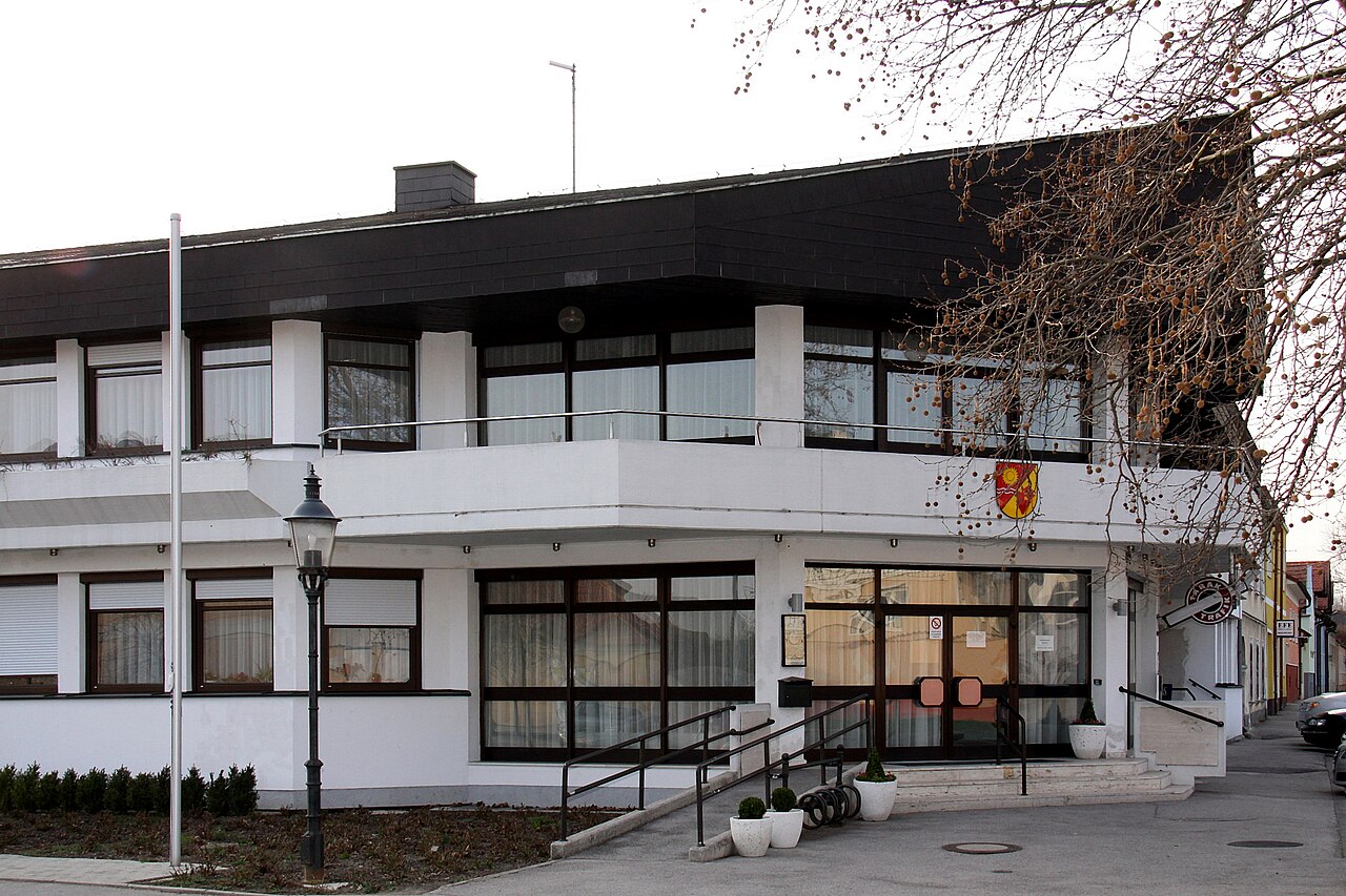 Steinbrunn Gemeindeamt