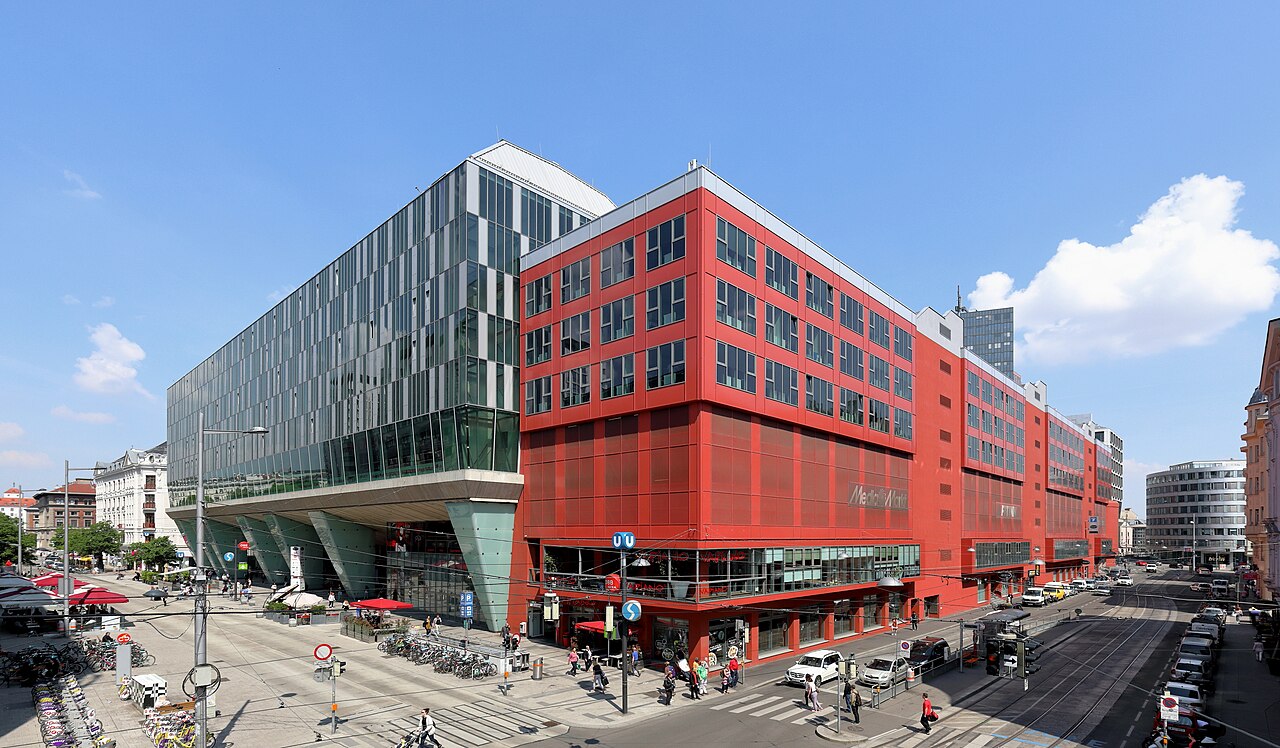 Bahnhof Wien Mitte, Landstraße