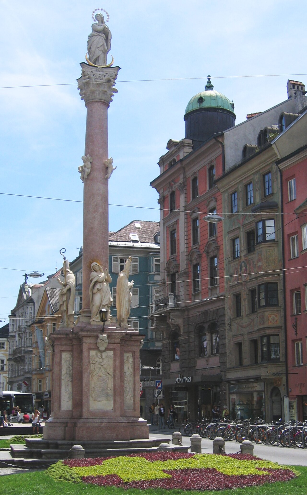 Innsbruck Annasaeule, Innenstadt