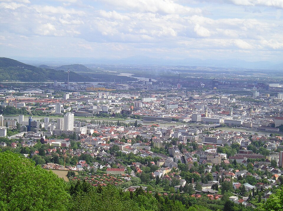 LinzvomPöstlingberg aus